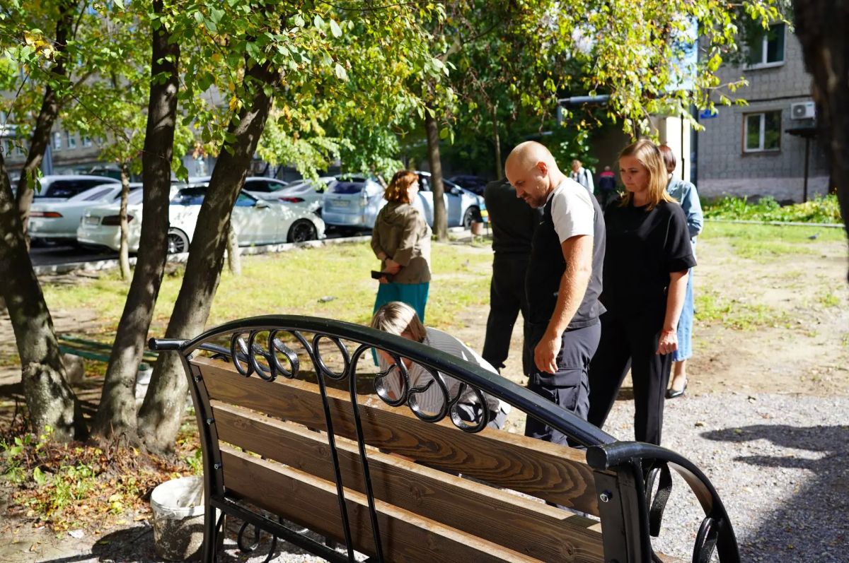 Два двора на Тургенева прошли приёмку после благоустройства Два двора на Тургенева прошли приёмку после благоустройства