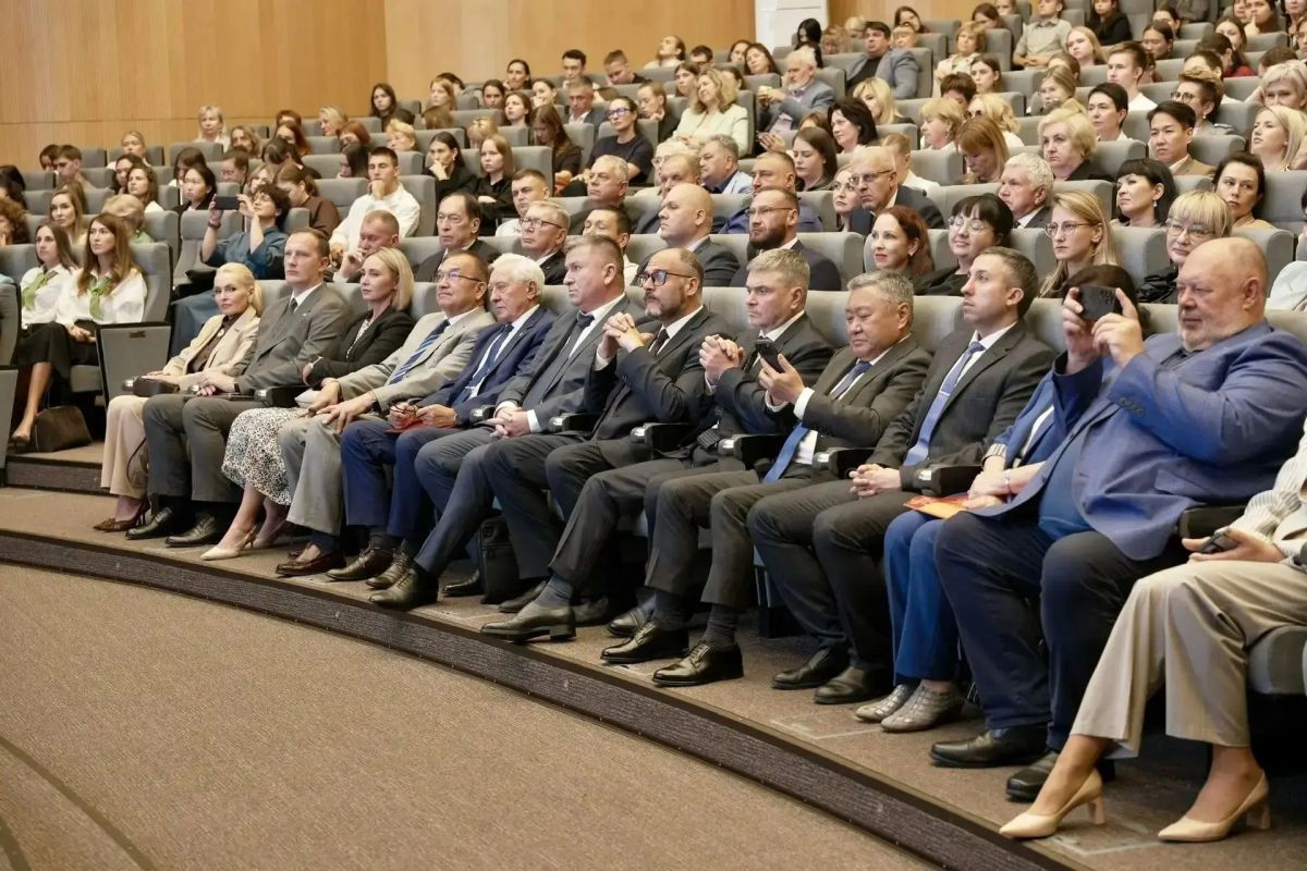 Во Владивостоке стартовал 23-й Тихоокеанский медицинский конгресс Во Владивостоке стартовал 23-й Тихоокеанский медицинский конгресс