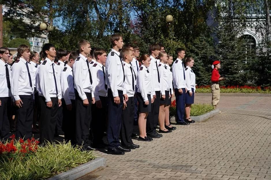 В Уссурийске 80 школьников приняли присягу кадетов Следственного комитета В Уссурийске 80 школьников приняли присягу кадетов Следственного комитета
