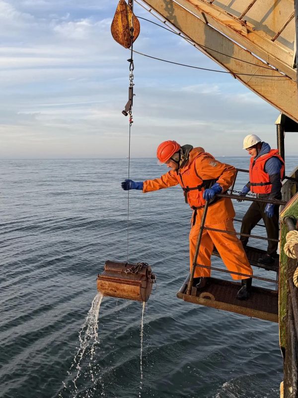 ЯПОНСКОЕ МОРЕ РЕАЛЬНО ТЕПЛЕЕТ! ДАЖЕ НА ГЛУБИНАХ ЗА 3 КИЛОМЕТРА ЯПОНСКОЕ МОРЕ РЕАЛЬНО ТЕПЛЕЕТ! ДАЖЕ НА ГЛУБИНАХ ЗА 3 КИЛОМЕТРА