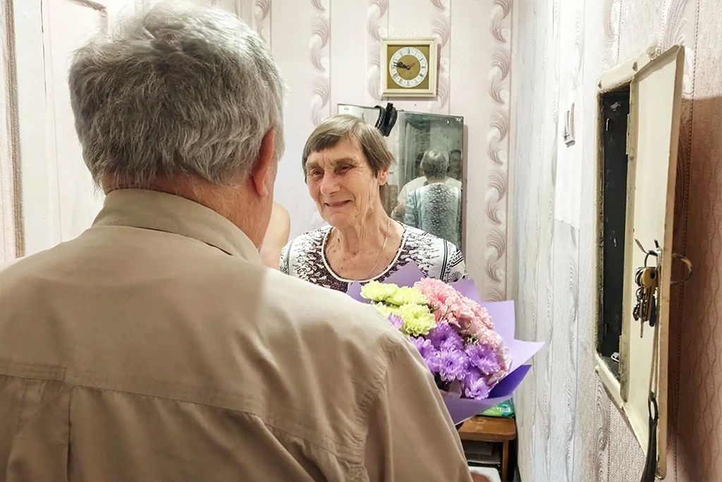 Жительница Находки Анна Александровна Завалишина отмечает 90-летие Жительница Находки Анна Александровна Завалишина отмечает 90-летие