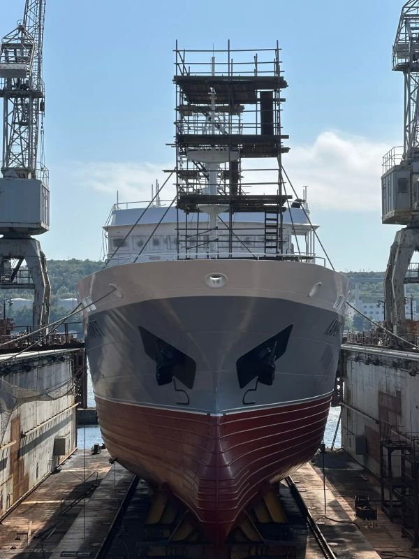 Новый краболов «Ламут» будет работать в Дальневосточном рыбохозяйственном бассейне на Камчатке Новый краболов «Ламут» будет работать в Дальневосточном рыбохозяйственном бассейне на Камчатке