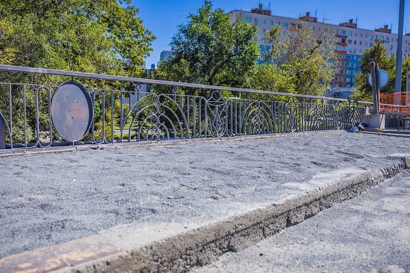 На «Некрасовской» дорожники Владивостока приступили к ремонту остановки На «Некрасовской» дорожники Владивостока приступили к ремонту остановки
