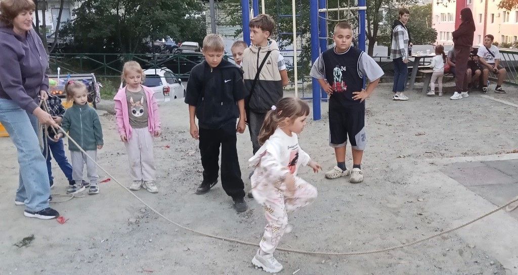 День здоровья объединил жителей ТОС «Пограничная 40» в Находке День здоровья объединил жителей ТОС «Пограничная 40» в Находке