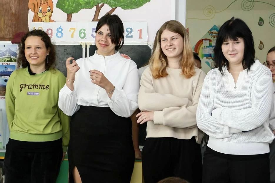 Студенты Находкинского колледжа побывали с экскурсией в детском саду № 58 Студенты Находкинского колледжа побывали с экскурсией в детском саду № 58