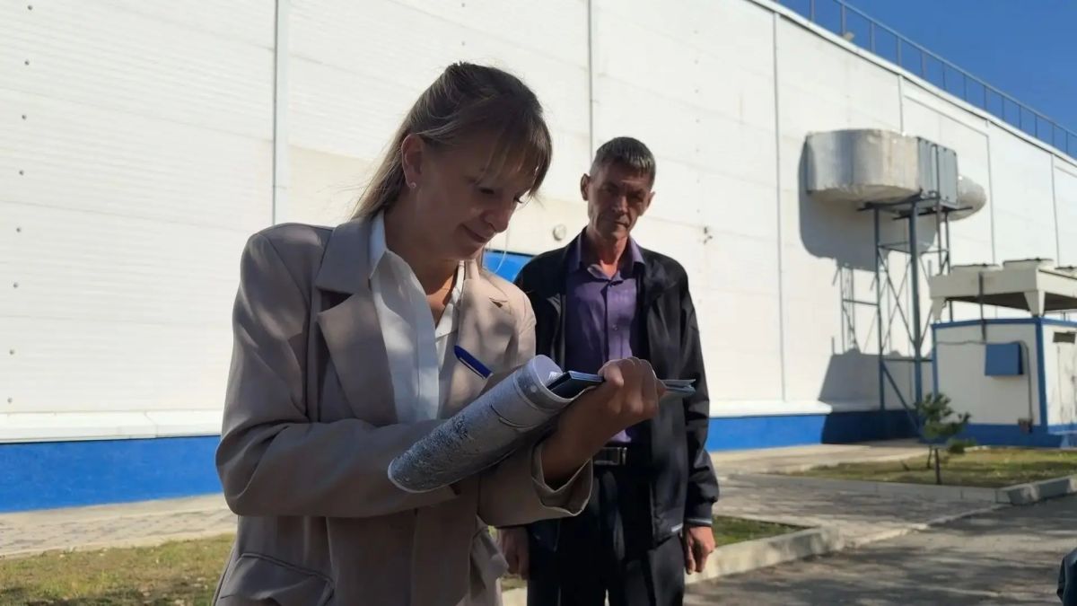 В Уссурийске проверяют источники наружного противопожарного водоснабжения В Уссурийске проверяют источники наружного противопожарного водоснабжения