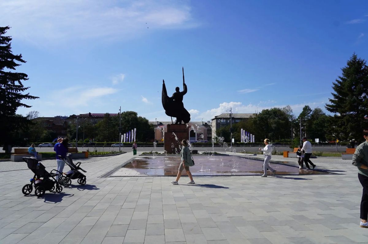 Глава округа Евгений Корж посетил строящиеся и ремонтируемые объекты города Глава округа Евгений Корж посетил строящиеся и ремонтируемые объекты города