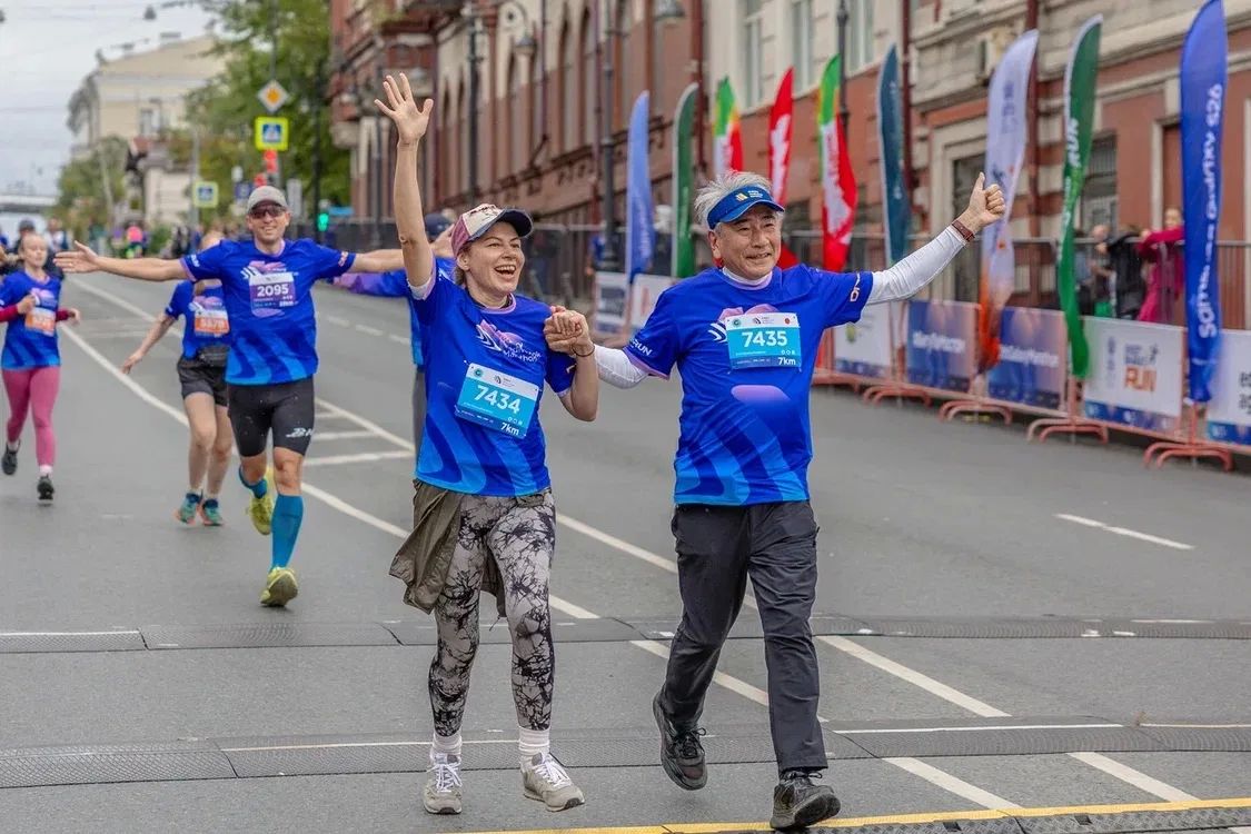 Юбилейный Galaxy Vladivostok Marathon собрал во Владивостоке почти 6 тысяч участников Юбилейный Galaxy Vladivostok Marathon собрал во Владивостоке почти 6 тысяч участников