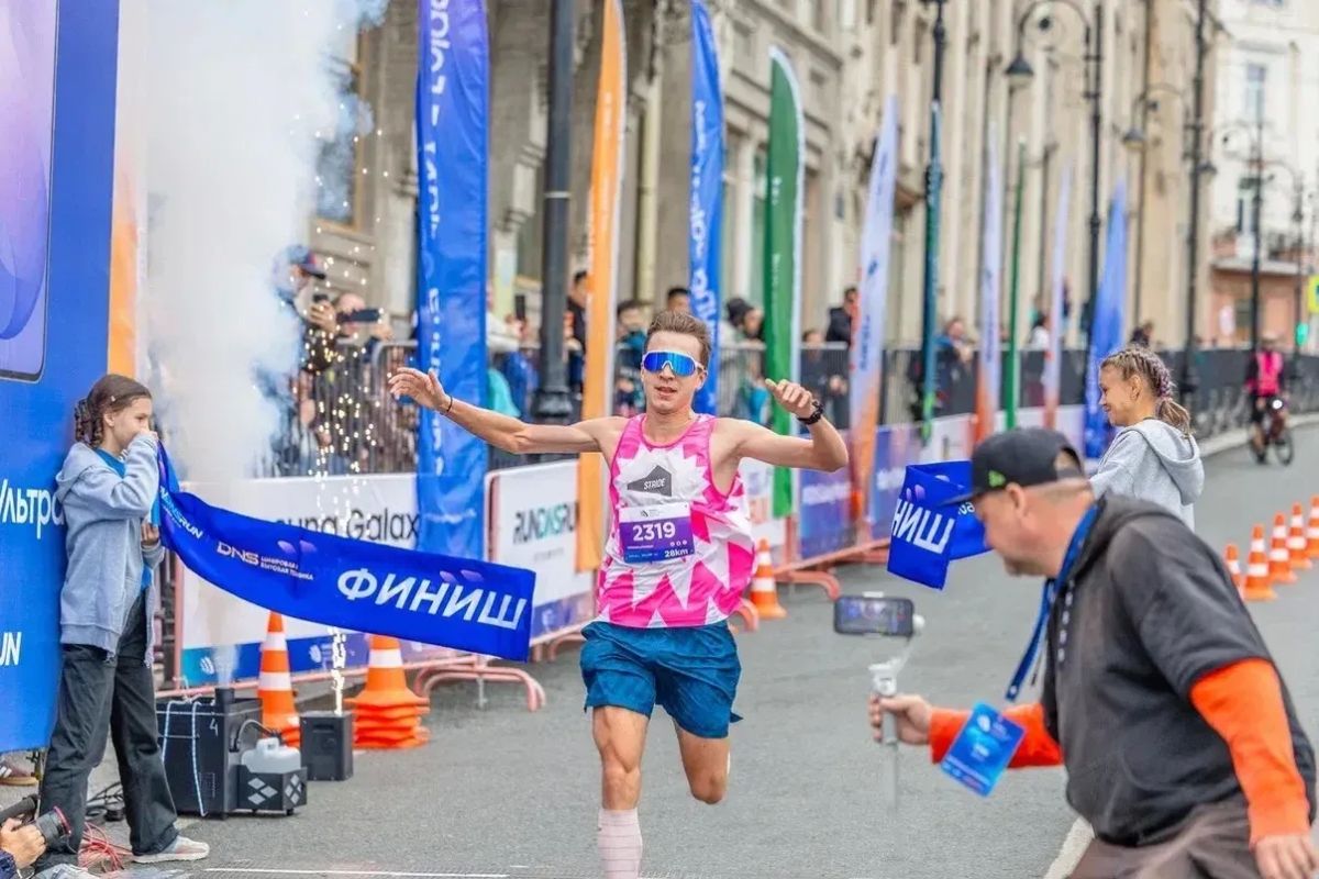 Юбилейный забег: Владивосток встретил 10-й Galaxy Vladivostok Marathon Юбилейный забег: Владивосток встретил 10-й Galaxy Vladivostok Marathon
