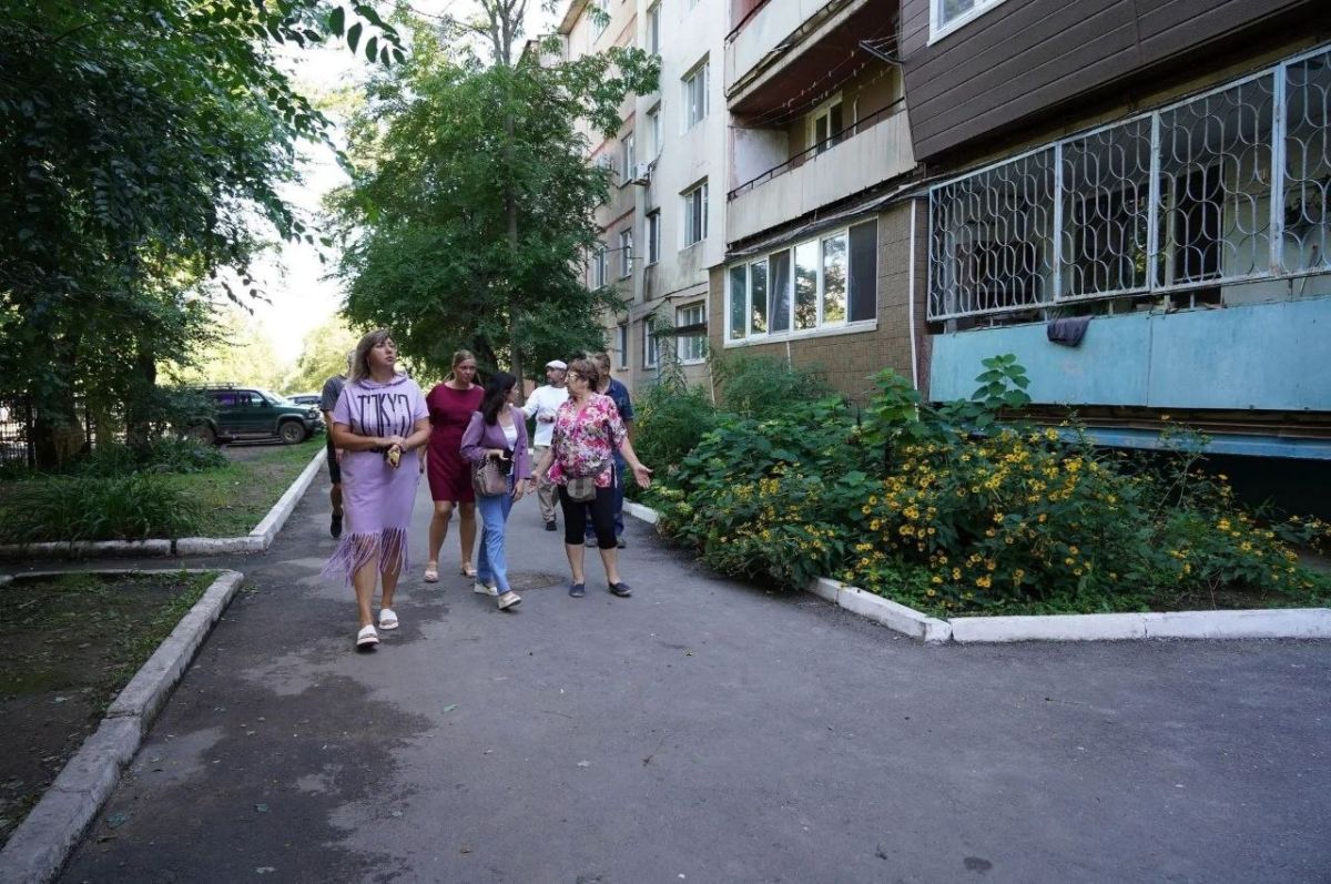 Евгений Корж: В Уссурийске полностью завершены работы по ремонту подъездов и дворов Евгений Корж: В Уссурийске полностью завершены работы по ремонту подъездов и дворов