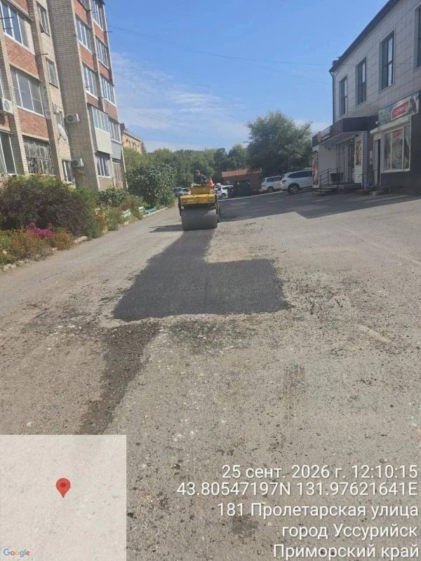 В Уссурийске продолжается ямочный ремонт дорог В Уссурийске продолжается ямочный ремонт дорог