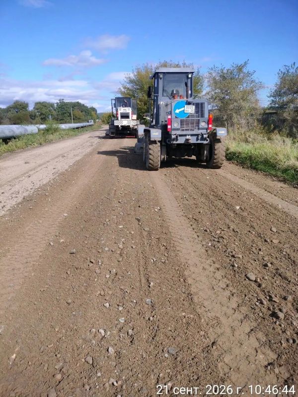Дорожные службы продолжают плановое содержание улично-дорожной сети Дорожные службы продолжают плановое содержание улично-дорожной сети