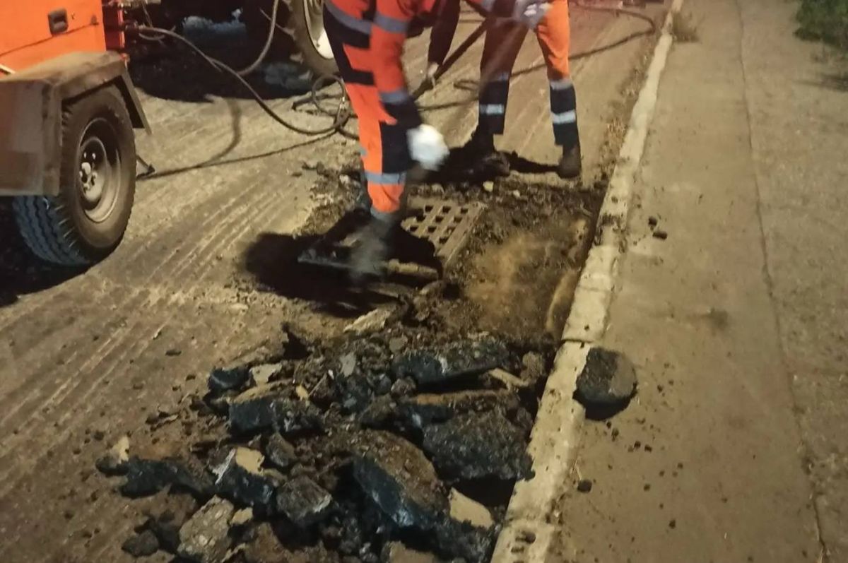 485 тонн нового асфальта уложили на улице Луговой во Владивостоке 485 тонн нового асфальта уложили на улице Луговой во Владивостоке