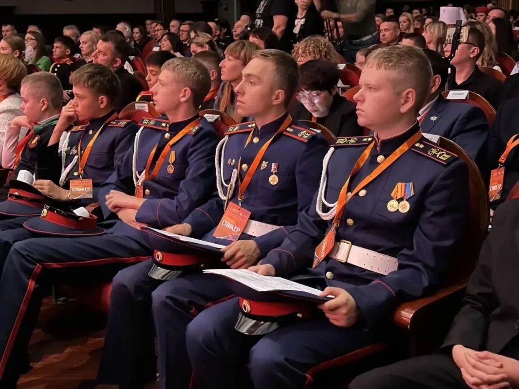 Кадеты СК России стали победителями и призерами международных конкурсов архивных, поисково-исследовательских и творческих работ, итоги которых подведены во Владивостоке Кадеты СК России стали победителями и призерами международных конкурсов архивных, поисково-исследовательских и творческих работ, итоги которых подведены во Владивостоке