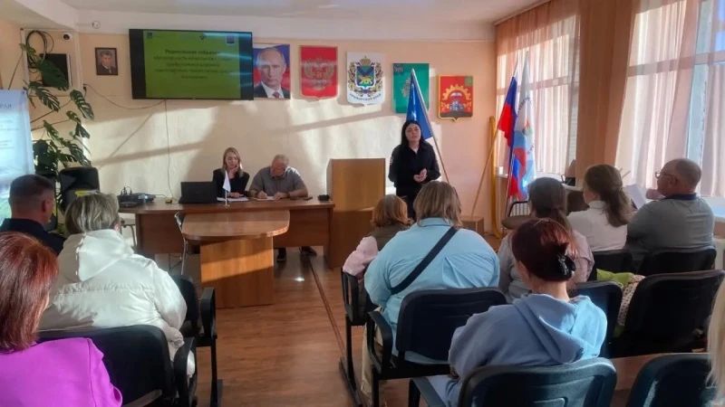В Чугуевском округе Приморья прошло общешкольное собрание: полицейские и родители обсудили профилактику правонарушений среди несовершеннолетних В Чугуевском округе Приморья прошло общешкольное собрание: полицейские и родители обсудили профилактику правонарушений среди несовершеннолетних
