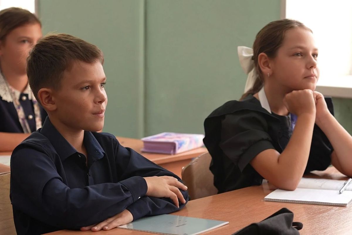 От школьной парты – к небу От школьной парты – к небу