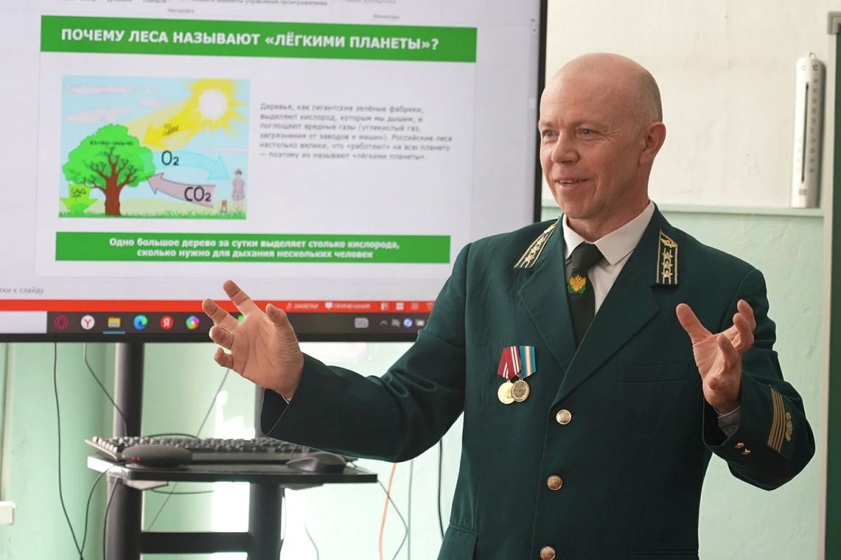 От школьной парты – к небу