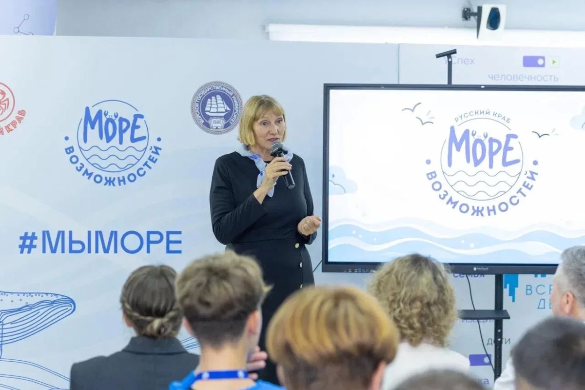 80 школьников из России и Китая открыли «Море возможностей» в Приморье