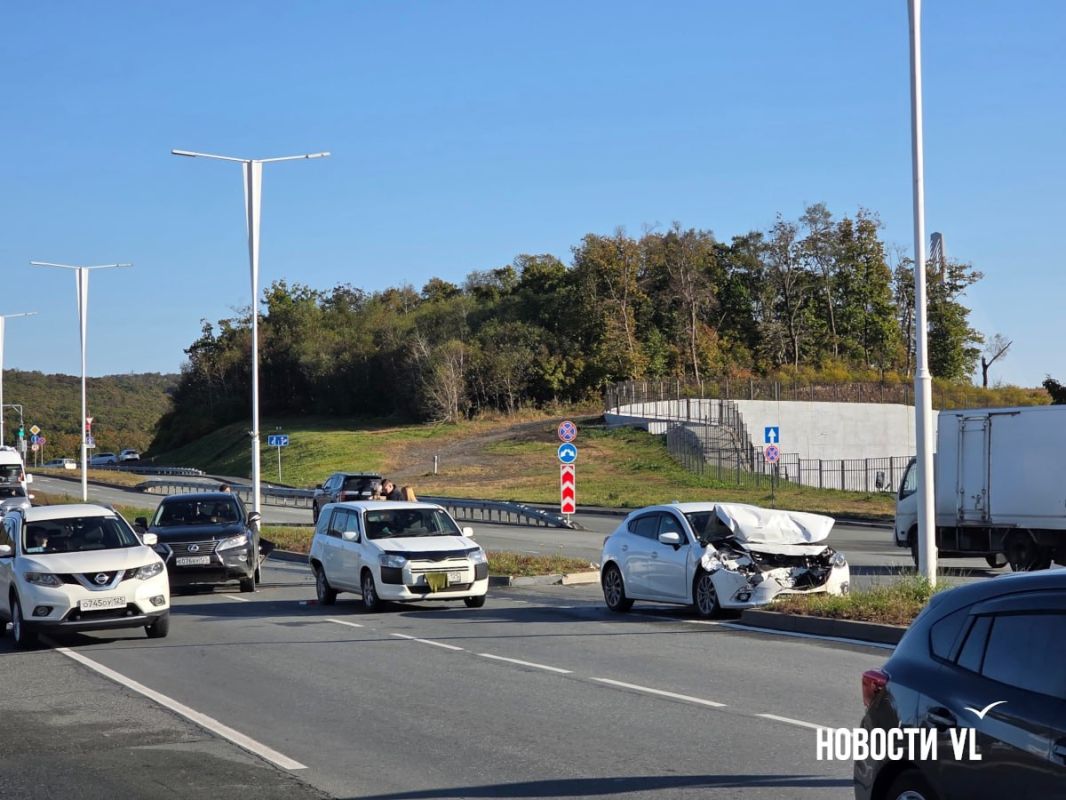 На Русском острове произошло ДТП с участием трёх автомобилей
