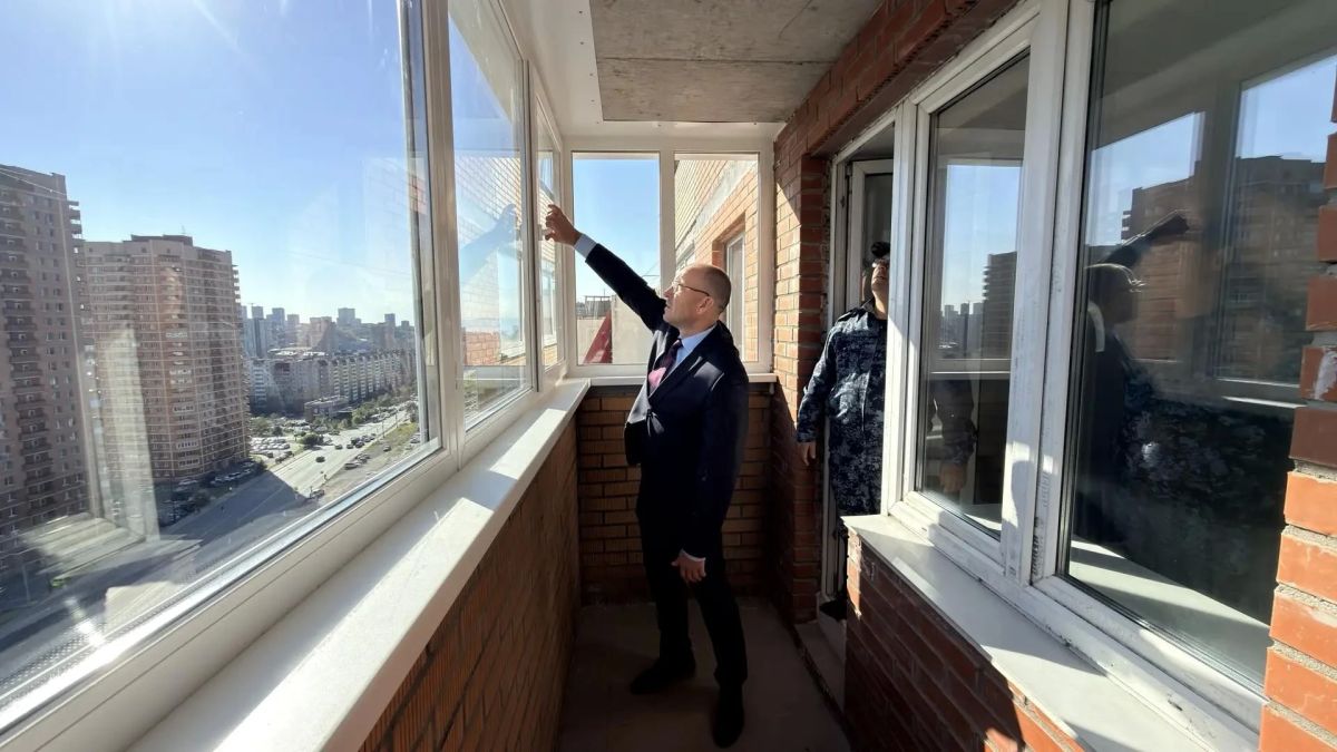 В Приморском крае сотрудникам УИС передадут 12 новых служебных квартир