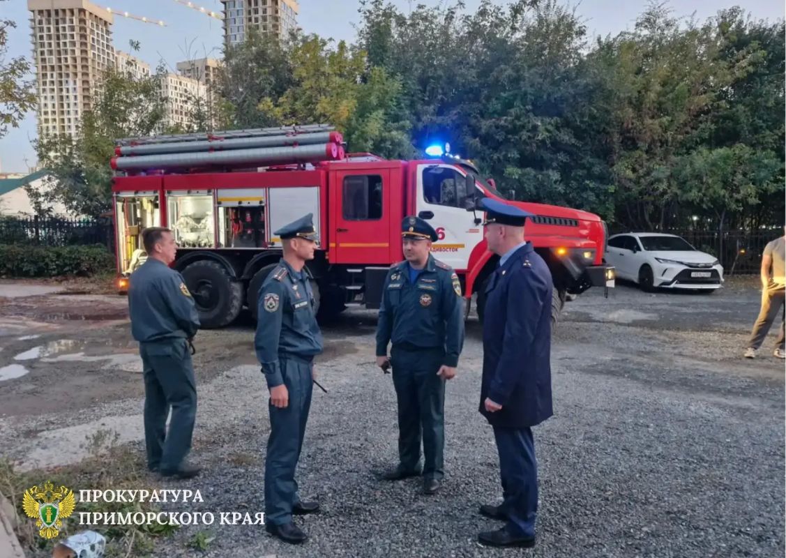Прокуратура контролирует установление обстоятельств пожара во Владивостоке, в котором погибли два человека Прокуратура контролирует установление обстоятельств пожара во Владивостоке, в котором погибли два человека
