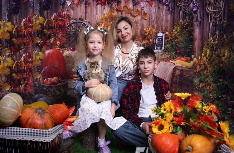 В 2025 году свыше 15 тысяч работающих родителей в Приморском крае воспользовались новой ежегодной семейной выплатой