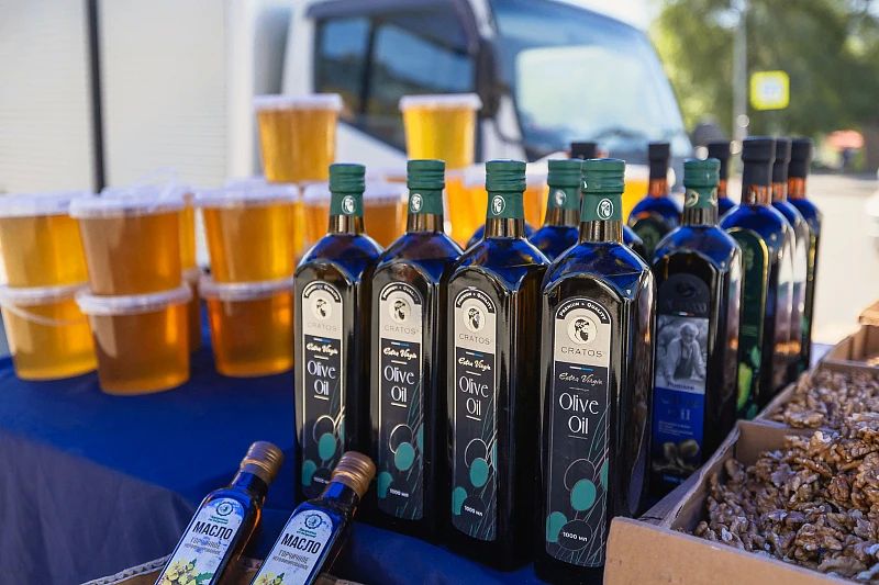 Во Владивостоке работают сезонные продуктовые площадки «Дары осени» Во Владивостоке работают сезонные продуктовые площадки «Дары осени»