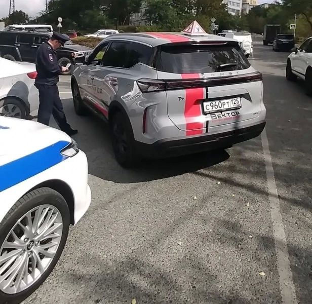 Во Владивостоке прошло рейдовое мероприятие «Учебный автомобиль»