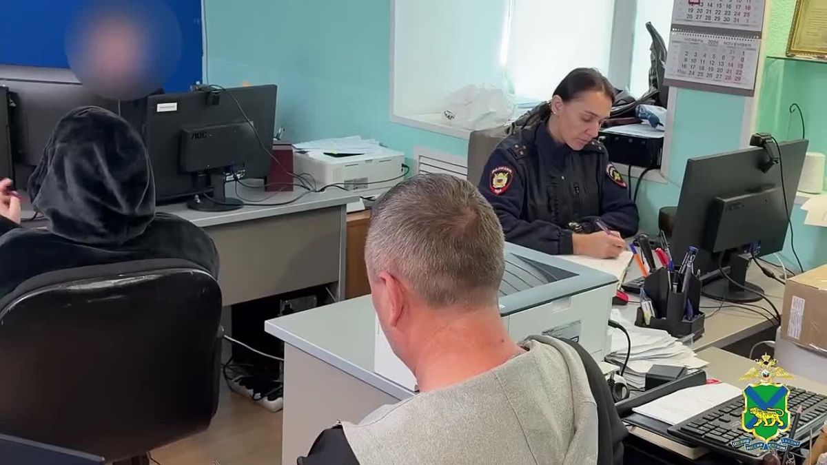 В Приморье полицейские установили личность школьницы, причастной к травле детей в Интернете