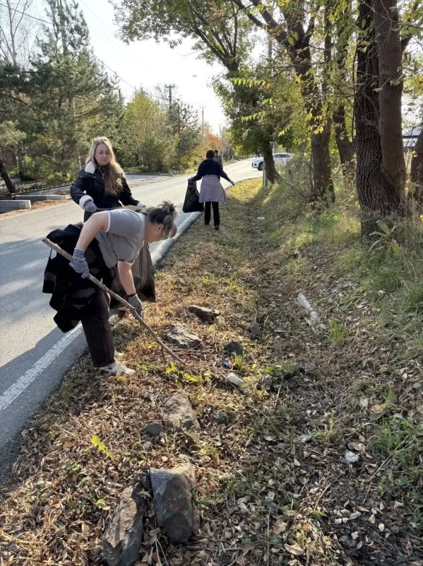 Чистота — это культура: в Уссурийске прошел общегородской субботник Чистота — это культура: в Уссурийске прошел общегородской субботник