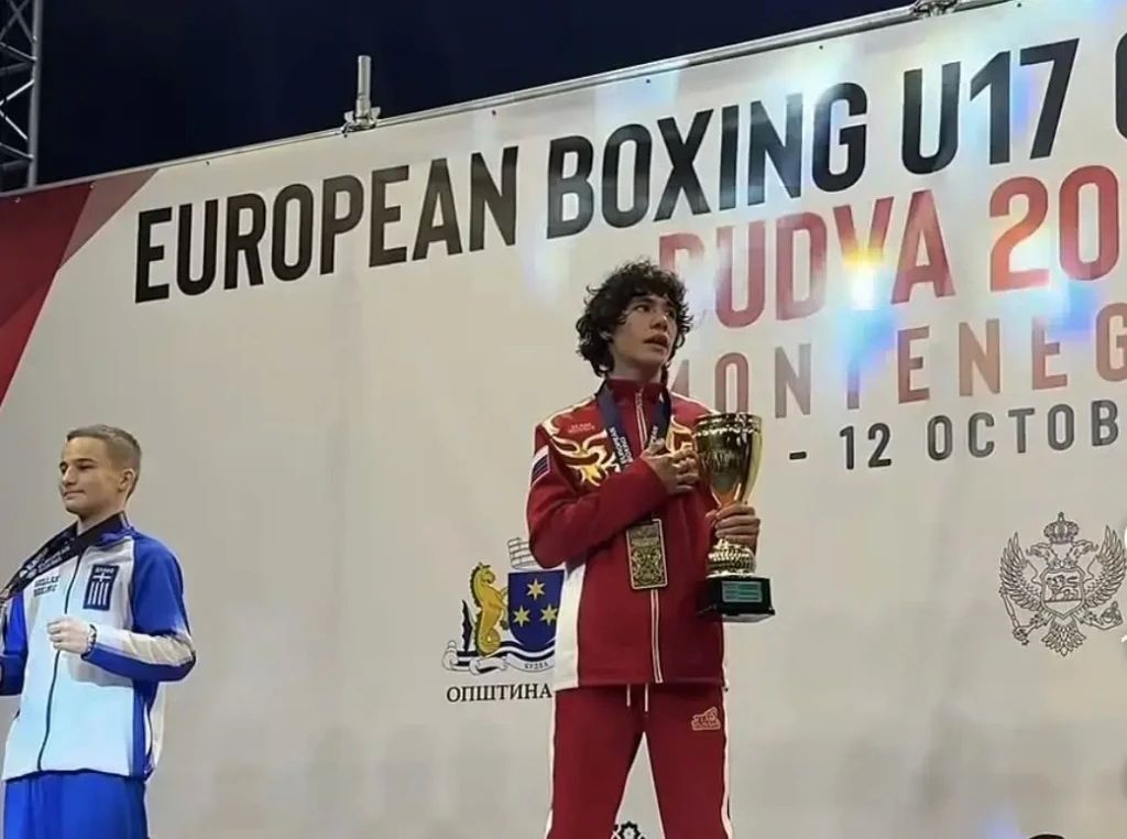 Молодой спортсмен из Приморья стал чемпионом Европы по боксу Молодой спортсмен из Приморья стал чемпионом Европы по боксу