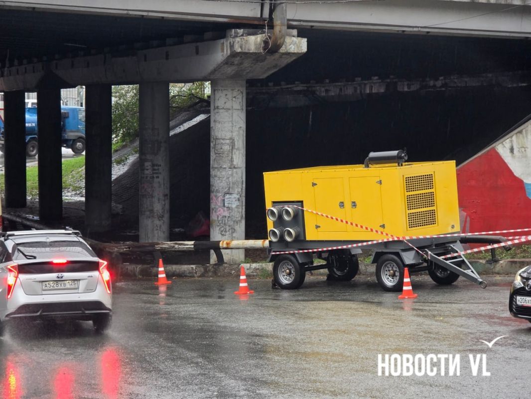 В районе стадиона Строитель откачали воду В районе стадиона Строитель откачали воду
