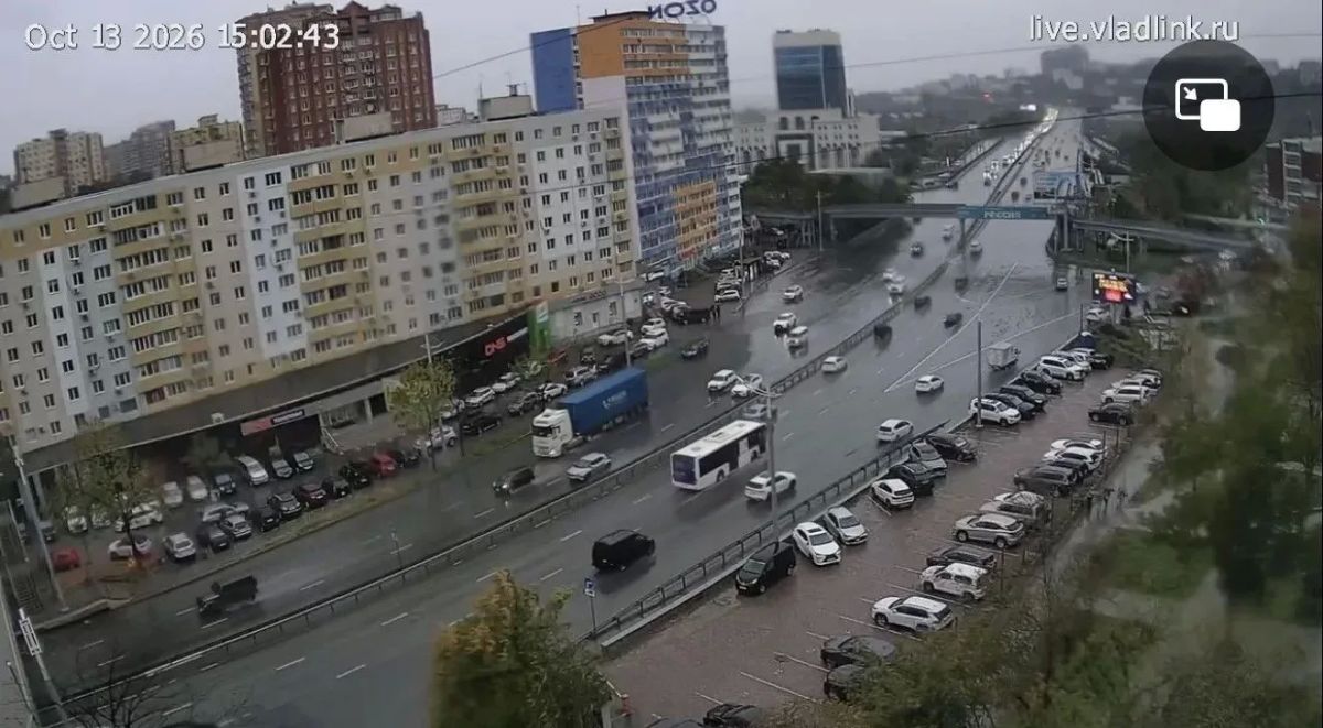 Городские камеры фиксируют ситуацию на дорогах Городские камеры фиксируют ситуацию на дорогах