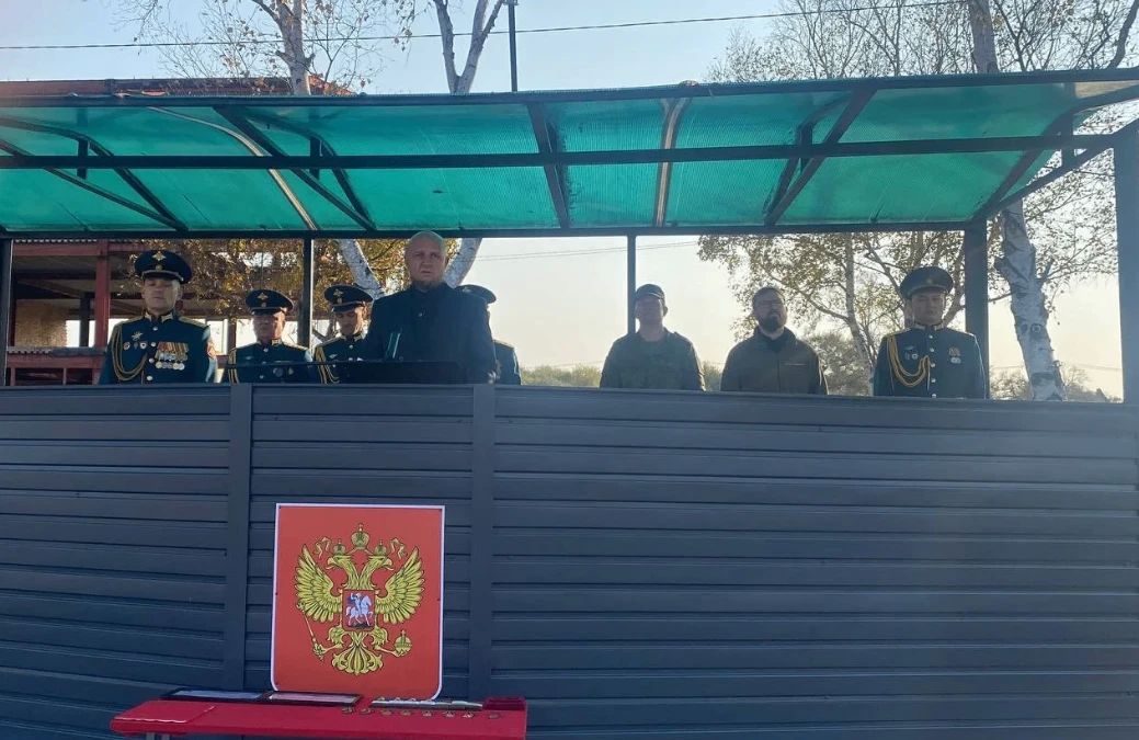 В Уссурийске для семей военнослужащих в 305-й бригаде организовали "День части" В Уссурийске для семей военнослужащих в 305-й бригаде организовали "День части"