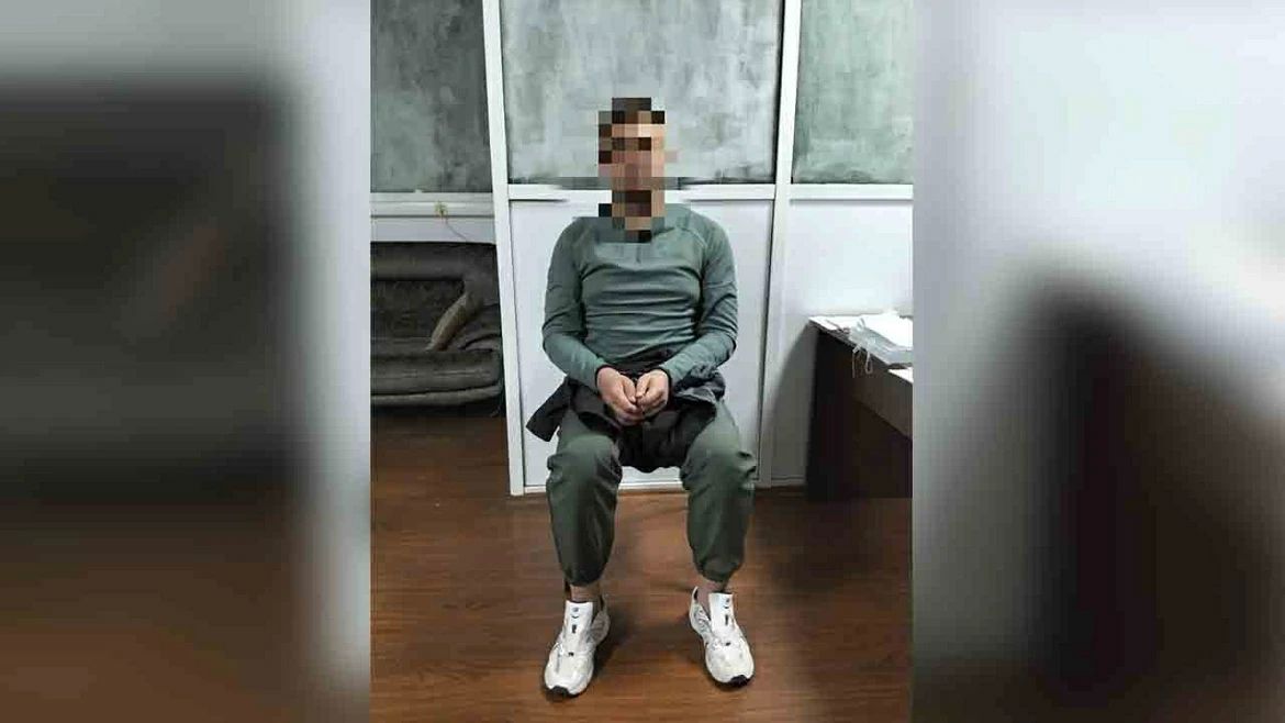 Во Владивостоке полицейские прервали карьеру криминального связиста — местного жителя, который фактически был «инженером» преступной сети
