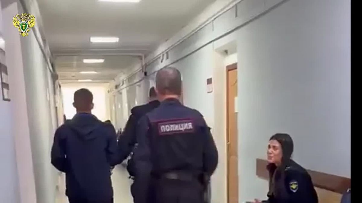 С учётом позиции прокуратуры обвиняемый по делу о нападении на водителя автобуса во Владивостоке заключён под стражу