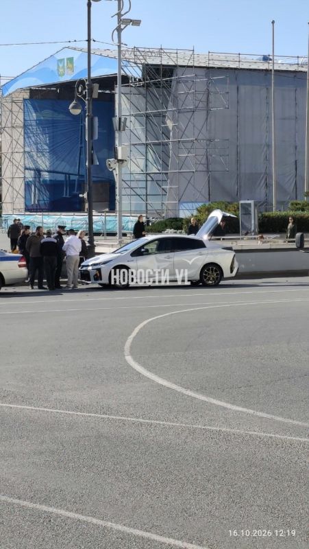 Сегодня в центре Владивостока китайская туристка попала под машину