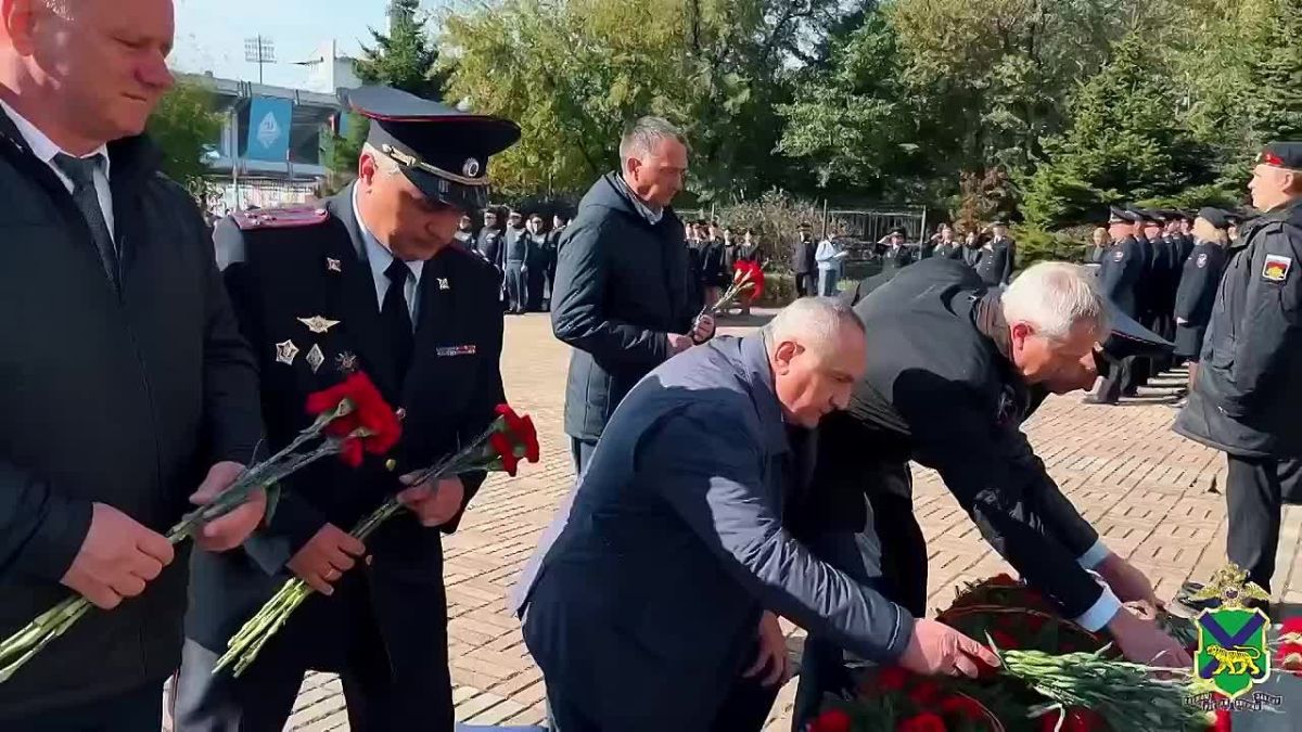Члены Общественного совета при УМВД России по Приморскому краю приняли участие в акции «Долг памяти»