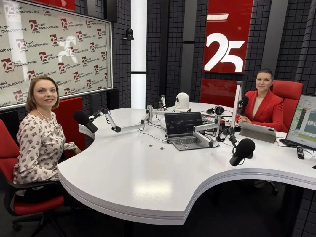 Гаджеты и школьные нагрузки могут негативно влиять на зрение школьников Гаджеты и школьные нагрузки могут негативно влиять на зрение школьников