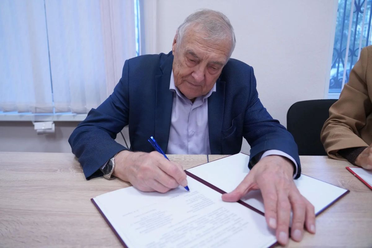 В Приморье ветераны органов внутренних дел и уголовно-исполнительной системы подписали соглашение о сотрудничестве В Приморье ветераны органов внутренних дел и уголовно-исполнительной системы подписали соглашение о сотрудничестве
