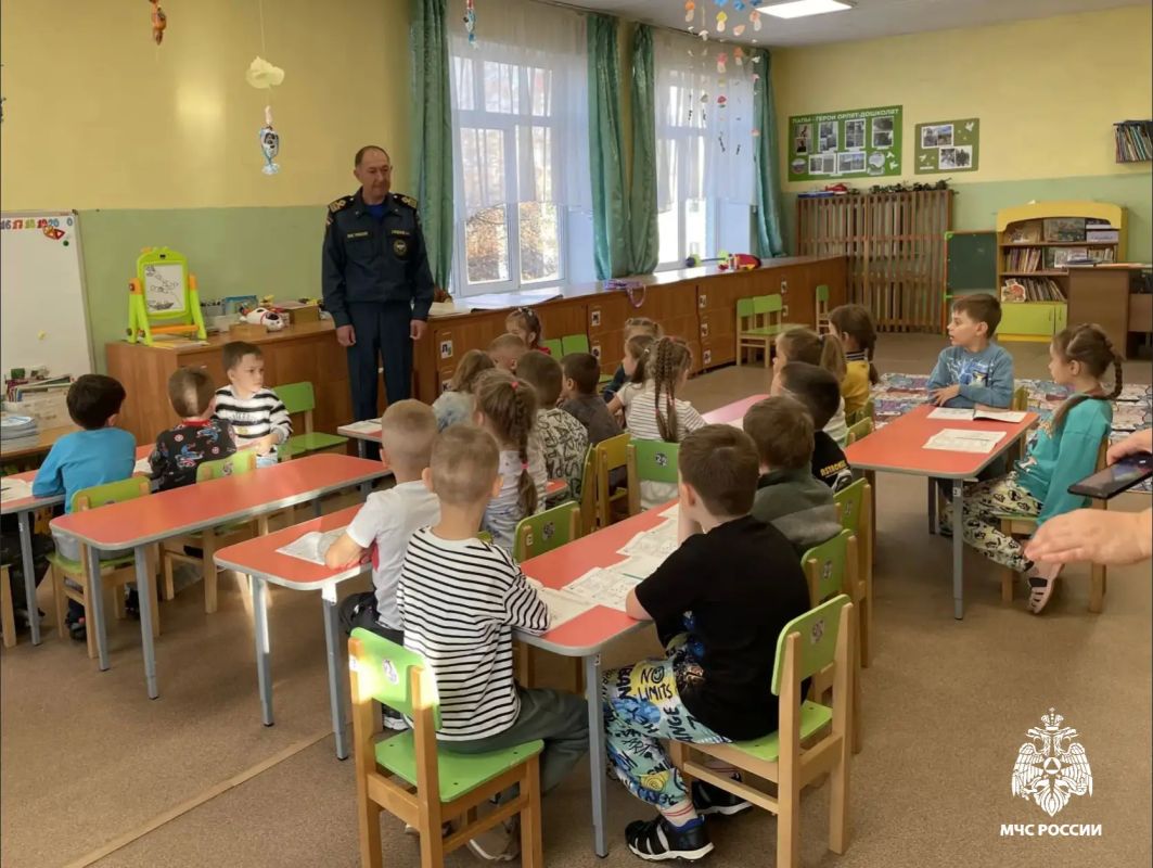 Безопасность на воде с детства