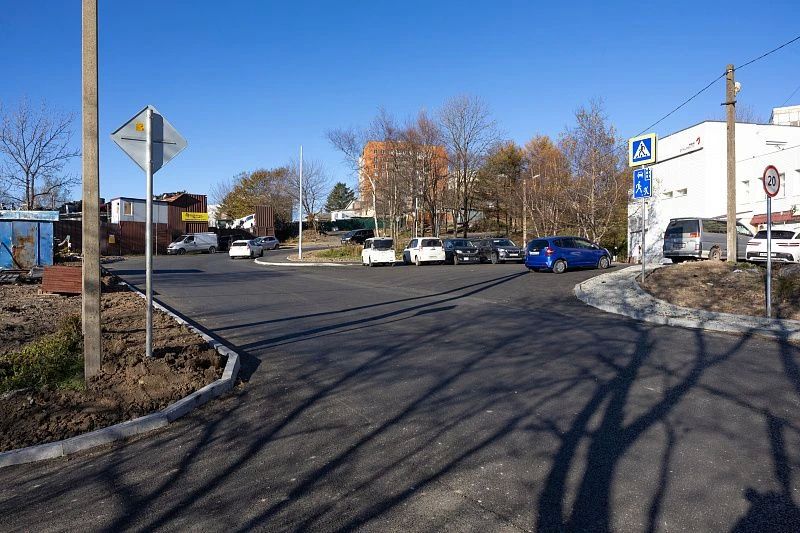 Новые переходы, остановки и тротуары делают во Владивостоке по нацпроекту Новые переходы, остановки и тротуары делают во Владивостоке по нацпроекту