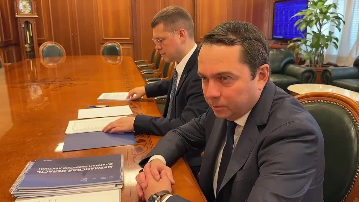 Олег Кожемяко: Проект комплексного развития Арктики и Трансарктического транспортного коридора обсудили с губернатором Мурманской области Андреем Чибисом