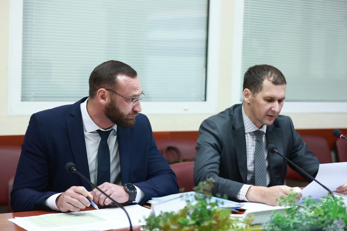 Константин Шестаков: Вечером провёл штаб с главами муниципалитетов по прохождению отопительного сезона Константин Шестаков: Вечером провёл штаб с главами муниципалитетов по прохождению отопительного сезона