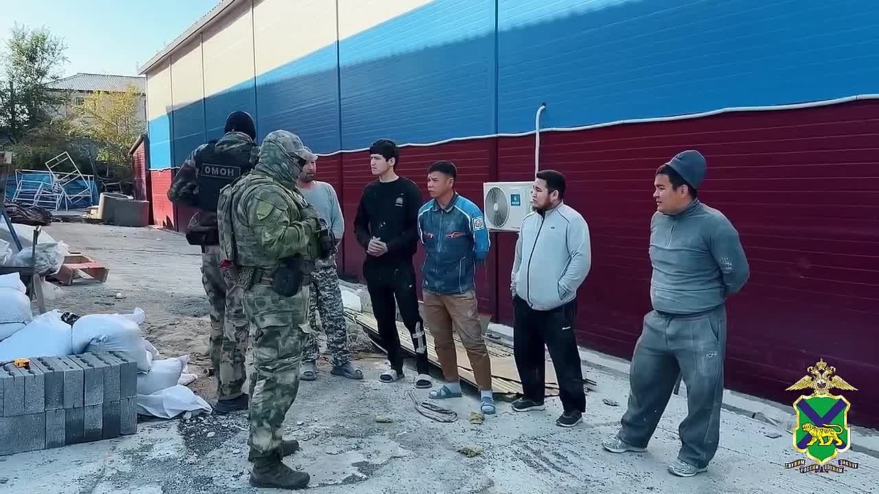 Приморская полиция задержала семерых иностранцев по итогам рейда в Уссурийске Приморского края